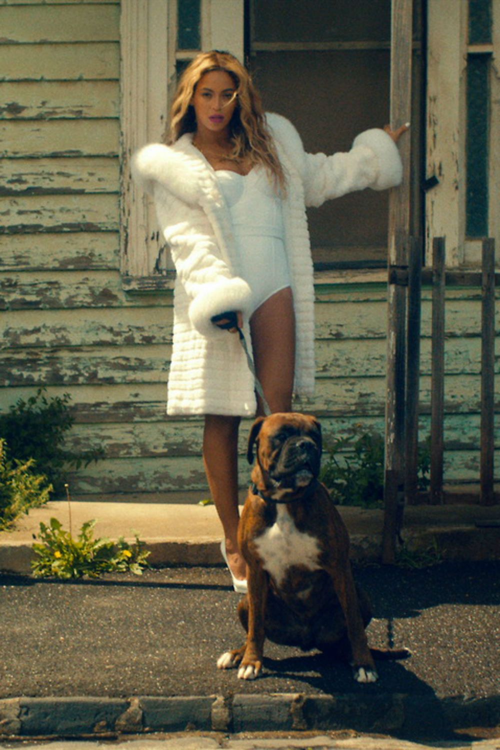 Beyoncé Breaks The Internet With Amazing Surprise Album | Marie Claire UK