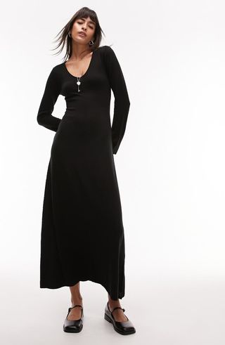 Long Sleeve V-Neck Maxi Dress