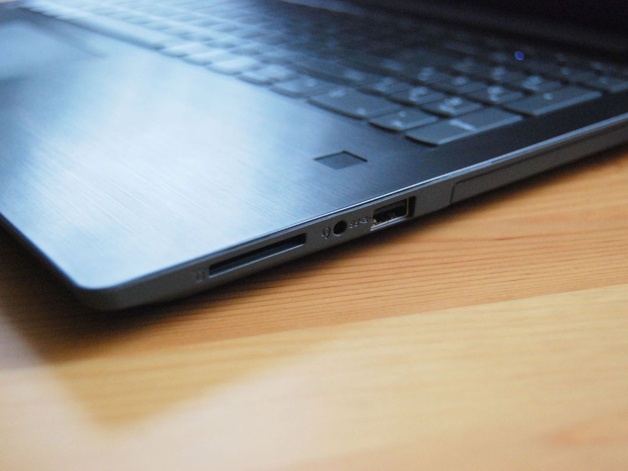 Lenovo V330 15 review