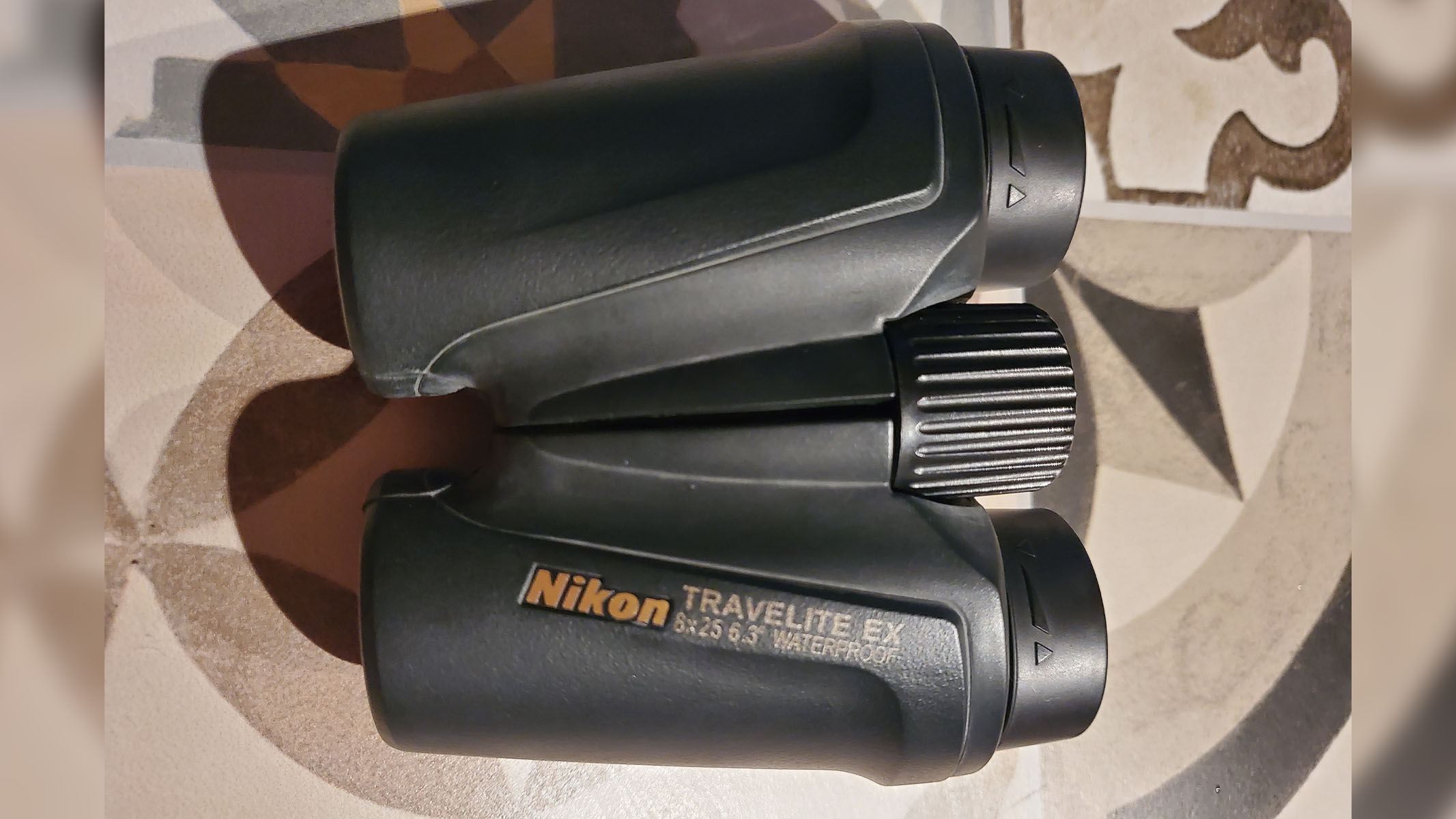 Nikon Travelite EX 8x25 binocular review thumbnail