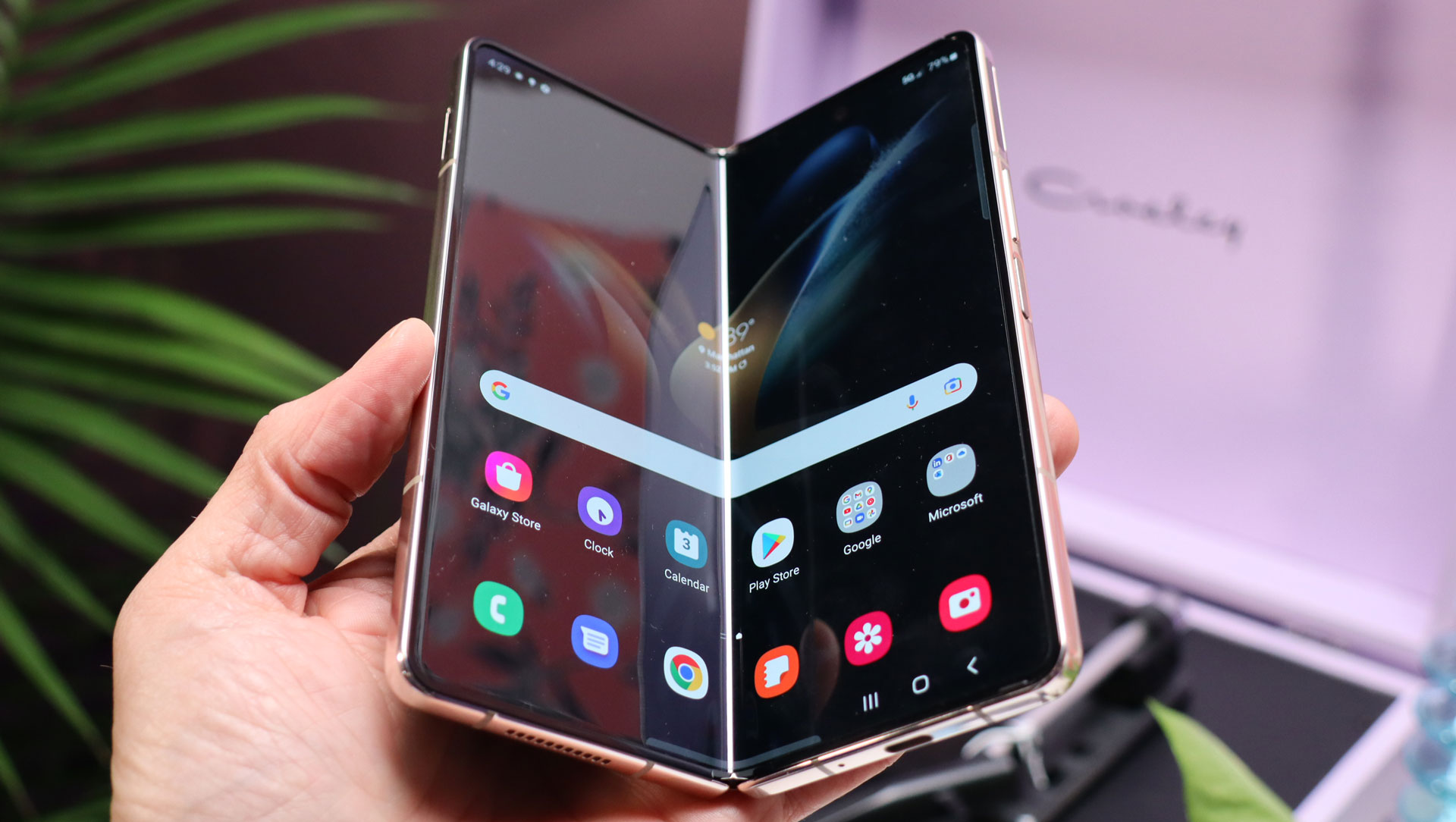 Pliage Partiel Du Samsung Galaxy Z Fold 4