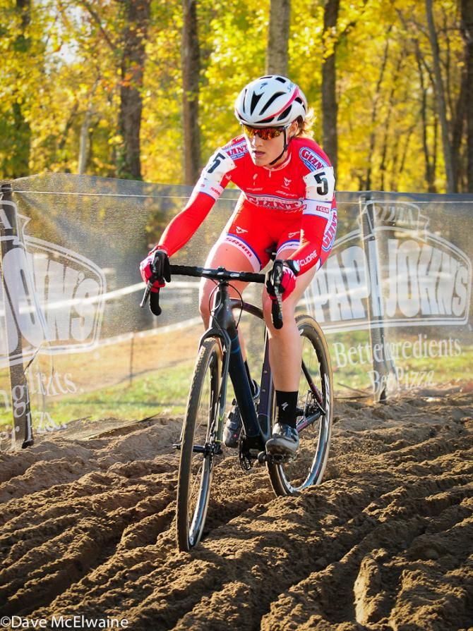 Elle Anderson (Cal Giant Berry Farm/Specialized) owned second place on the last two laps