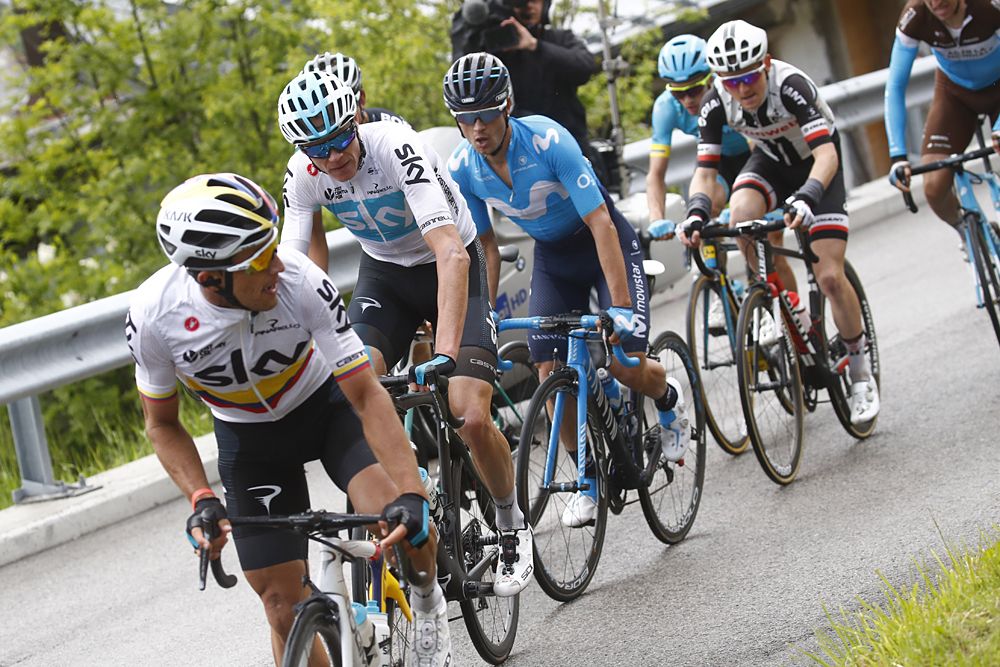 Team Sky and Chris Froome during stage 15 at the Giro d'Italia