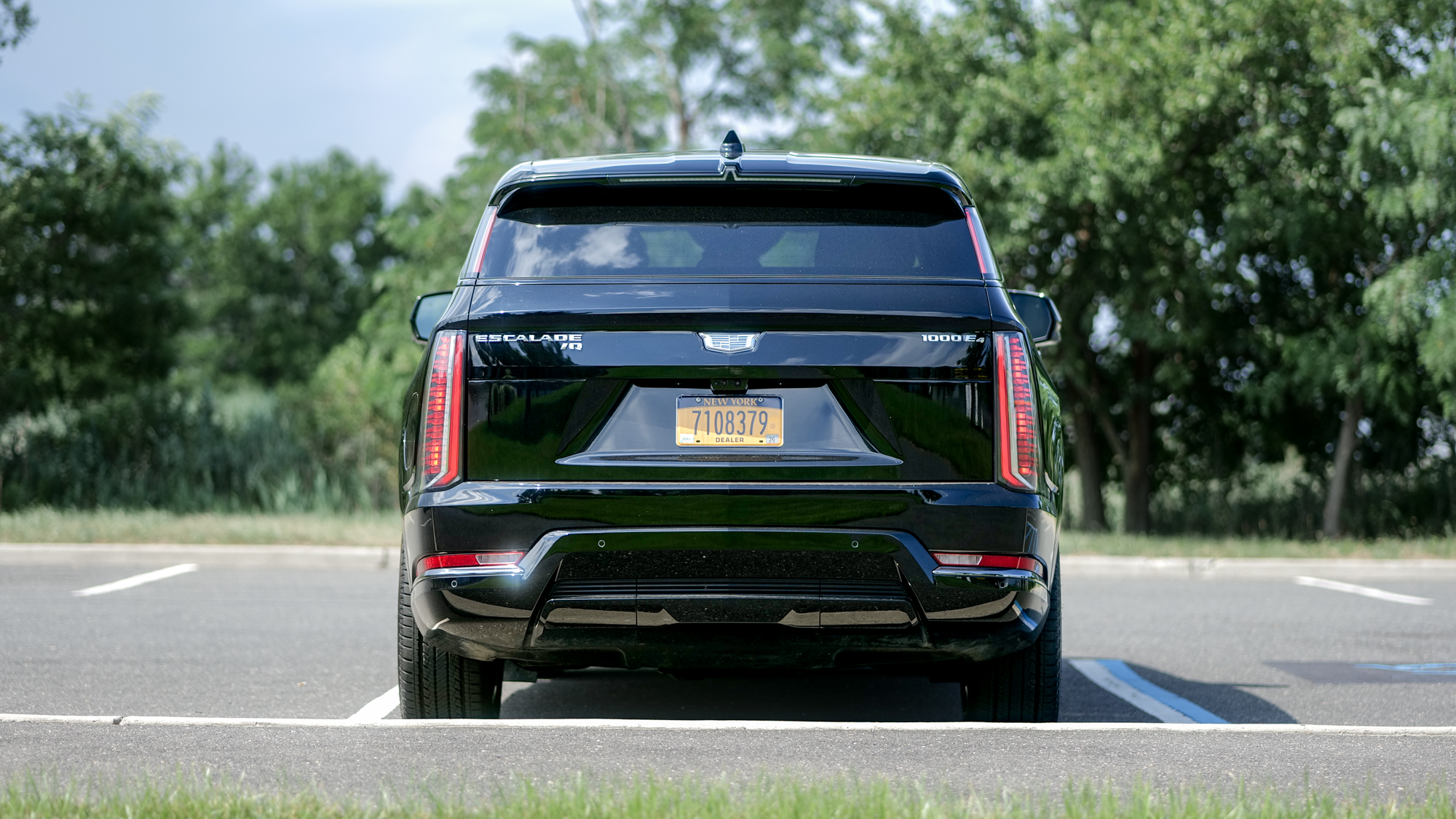 2025 Cadillac Escalade IQ Sport 2 test drive.