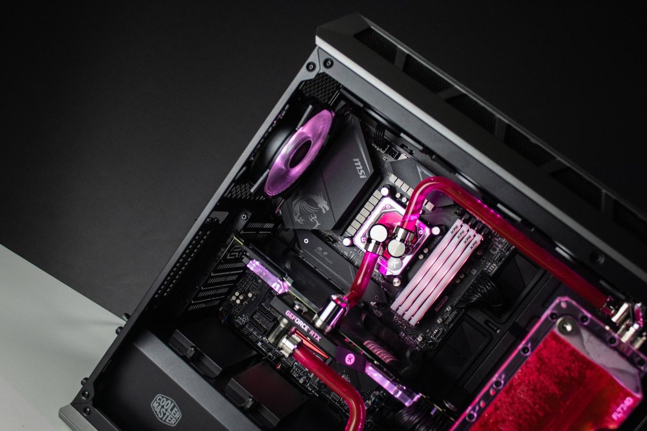 Custom Loop With Hard Tubing