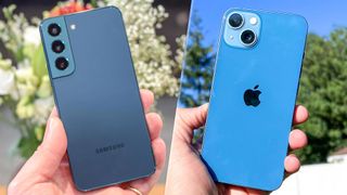 Samsung Galaxy S22 vs. Phone 13: Can Samsung beat Apple?