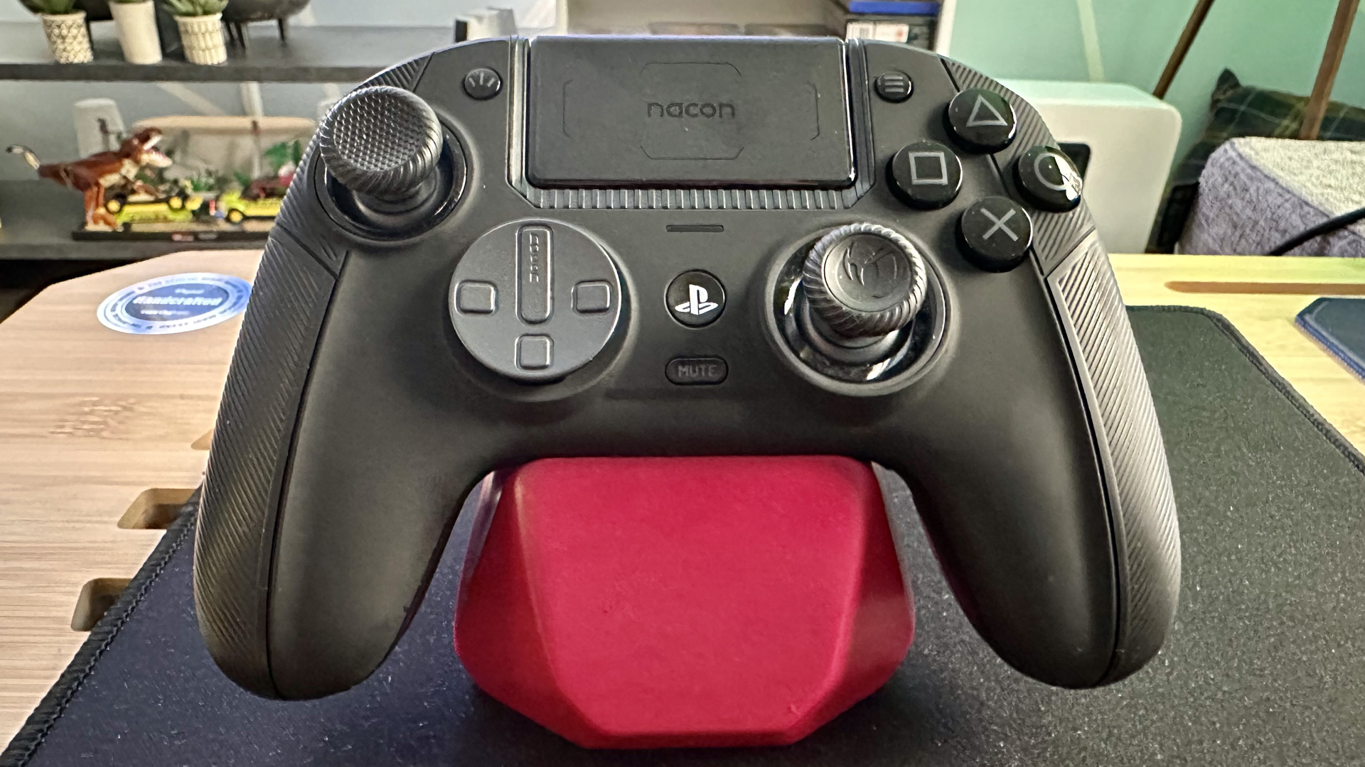 Front shot of the Nacon Revolution 5 Pro controller.