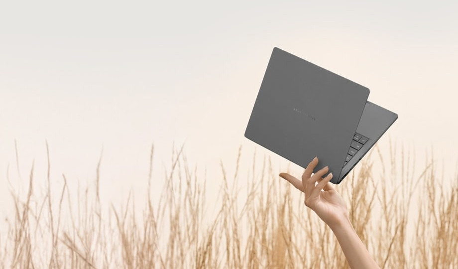 Asus Zenbook A14 weighs in at 1.2kg