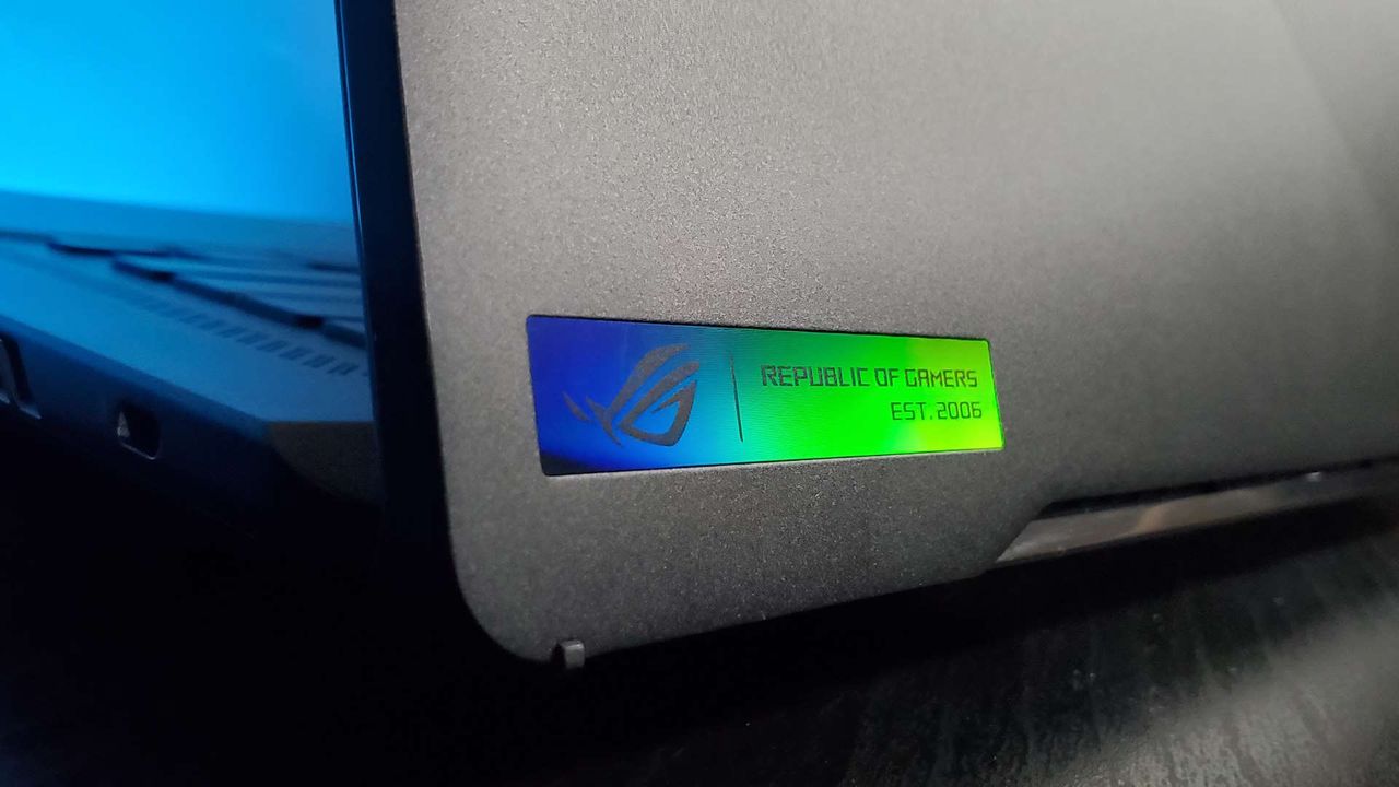 Asus Zephyrus M16 gaming laptop