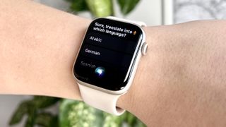 Apple Watch 7 translating