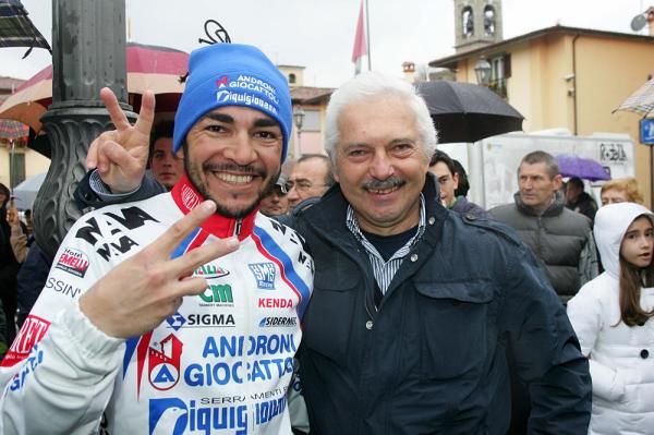 Jose Serpa with team manager Gianni Savio.