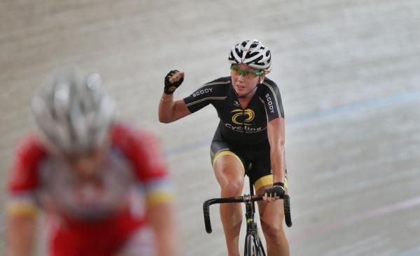 Josephine Tomic claimed her second gold medal of the 2010 national titles with a win in the 25km points race.