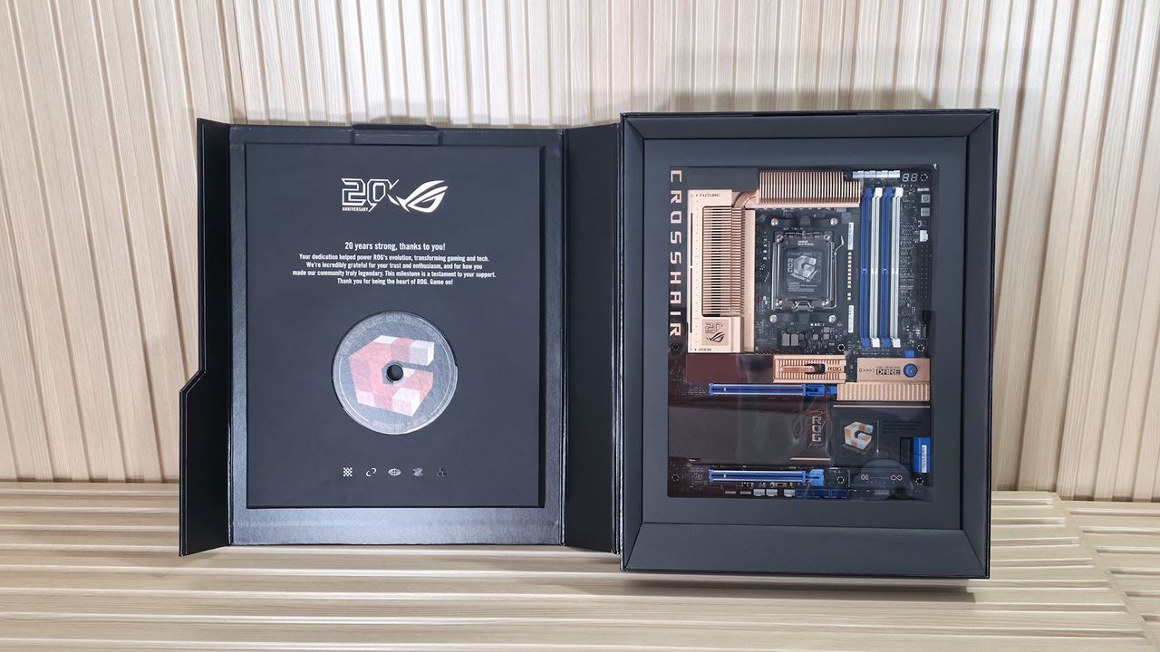 Asus ROG Crosshair 2006 - Board images