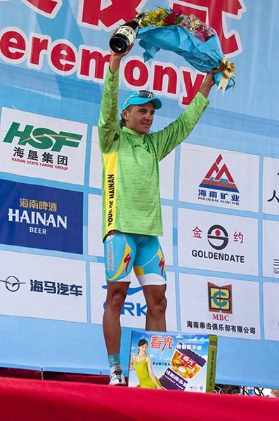 2010 winner Valentin Iglinskiy (Astana) holds onto the green jersey of the sprint points competition after three stages.