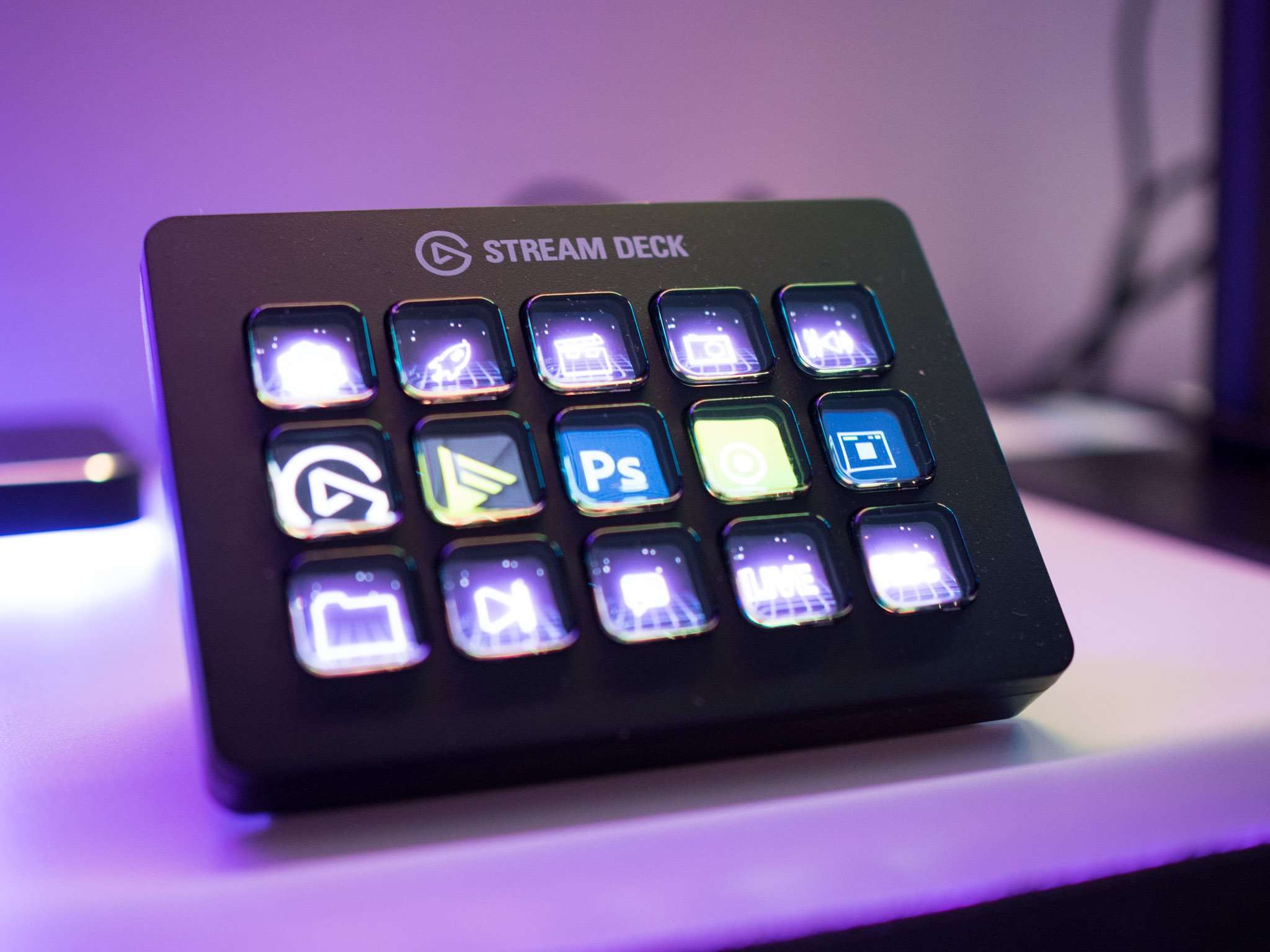 Elgato Stream Deck MK.2 Review: Still The Default Choice For Streamers ...