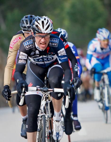 Jens Voigt (Saxo Bank) putting on a blistering pace with his breakaway companions.