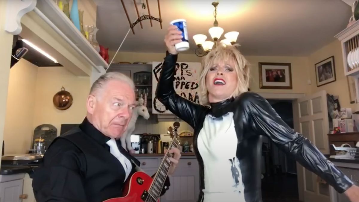 Robert Fripp and Toyah Willcox cover Cream&#039;s Sunshine Of Your Love