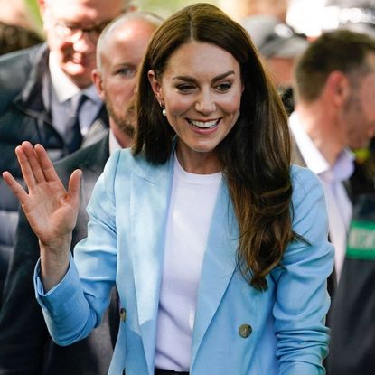 The Princess of Wales wear blue Reiss blazer for The Big Lunch in Windsor