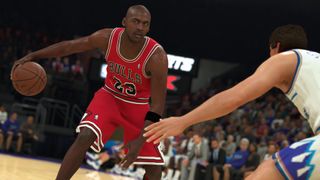 PlayStation Plus -pelit: NBA 2K23 ja Chicago Bullsin pelaaja pallon kanssa harhauttamassa