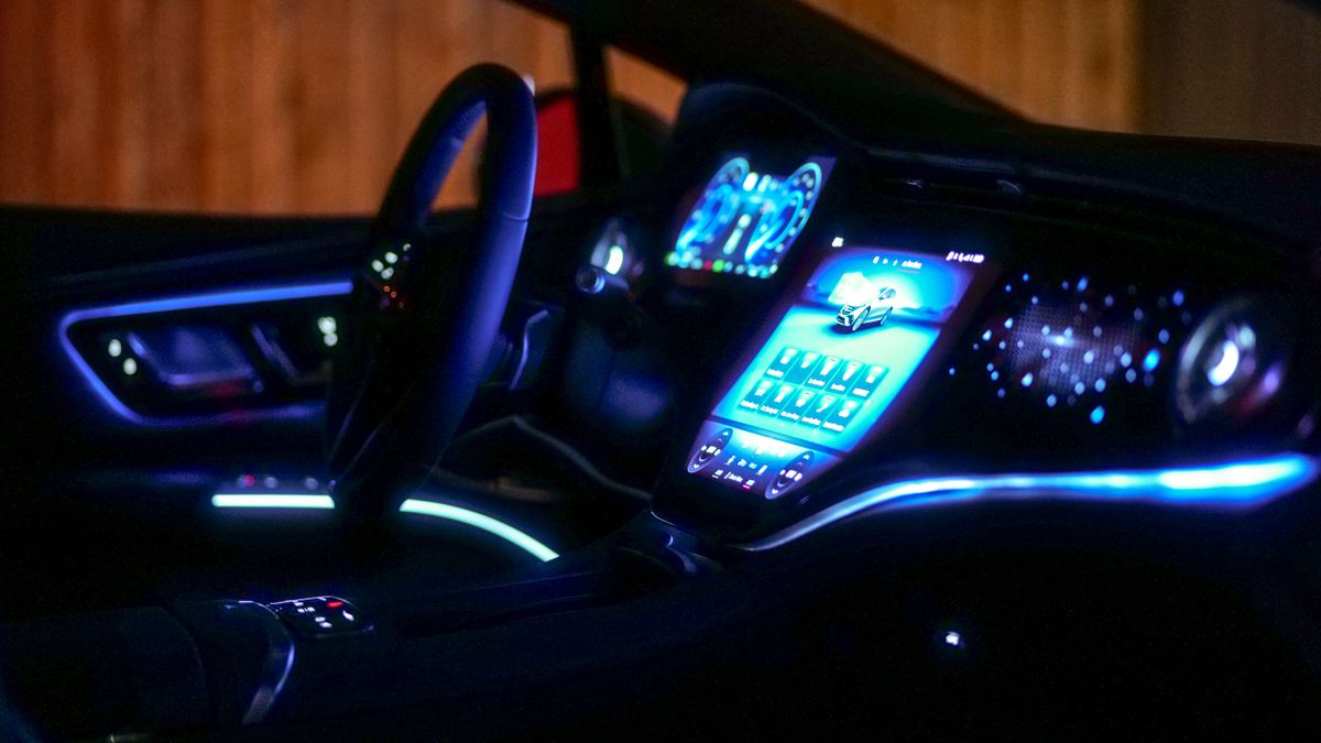 2025 Mercedes-Benz EQS Sedan review.