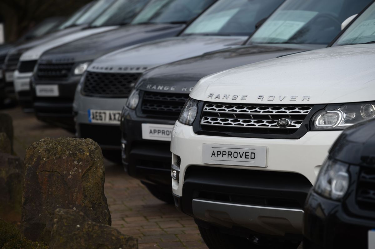 Jaguar Land Rover recalls 44,000 cars over ‘excessive’ CO2 emissions