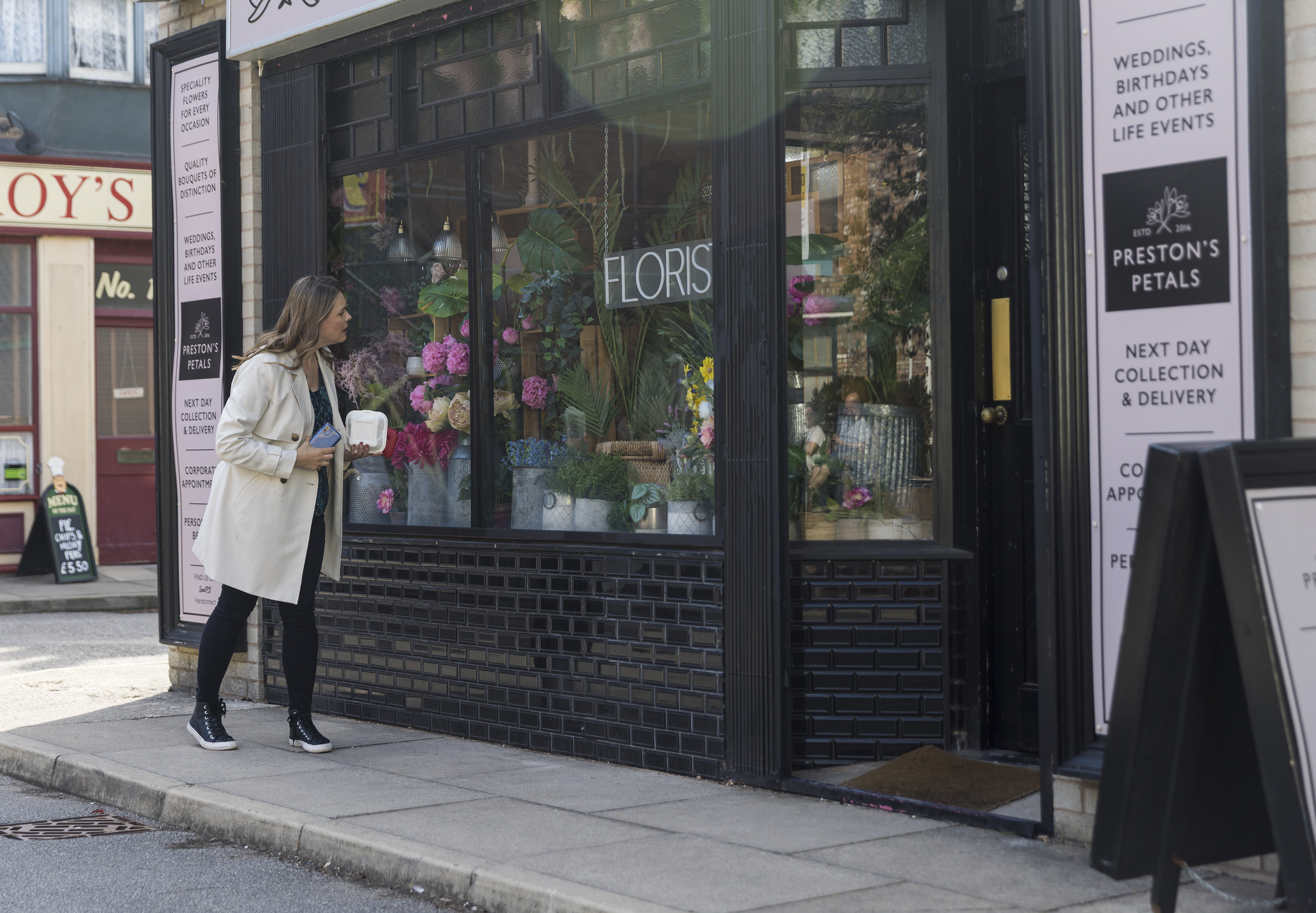 Tracy Barlow outside the florist