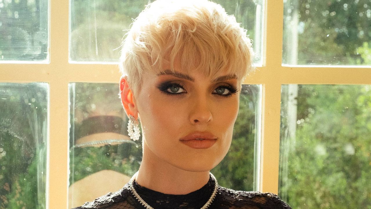 Acress wallis Day gets ready for the amfar gala in cannes