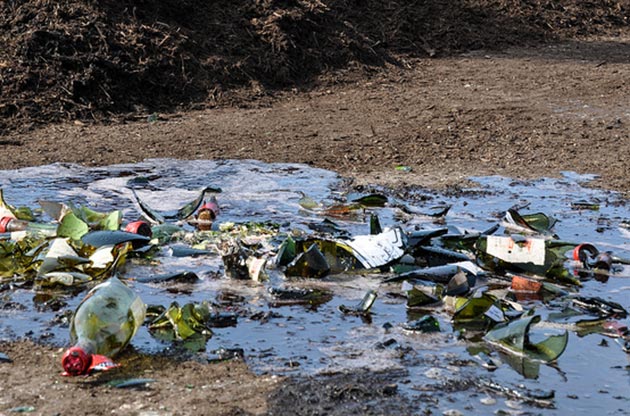 The damage after Rudy Kurniawan counterfeit wines are destroyed in Texas