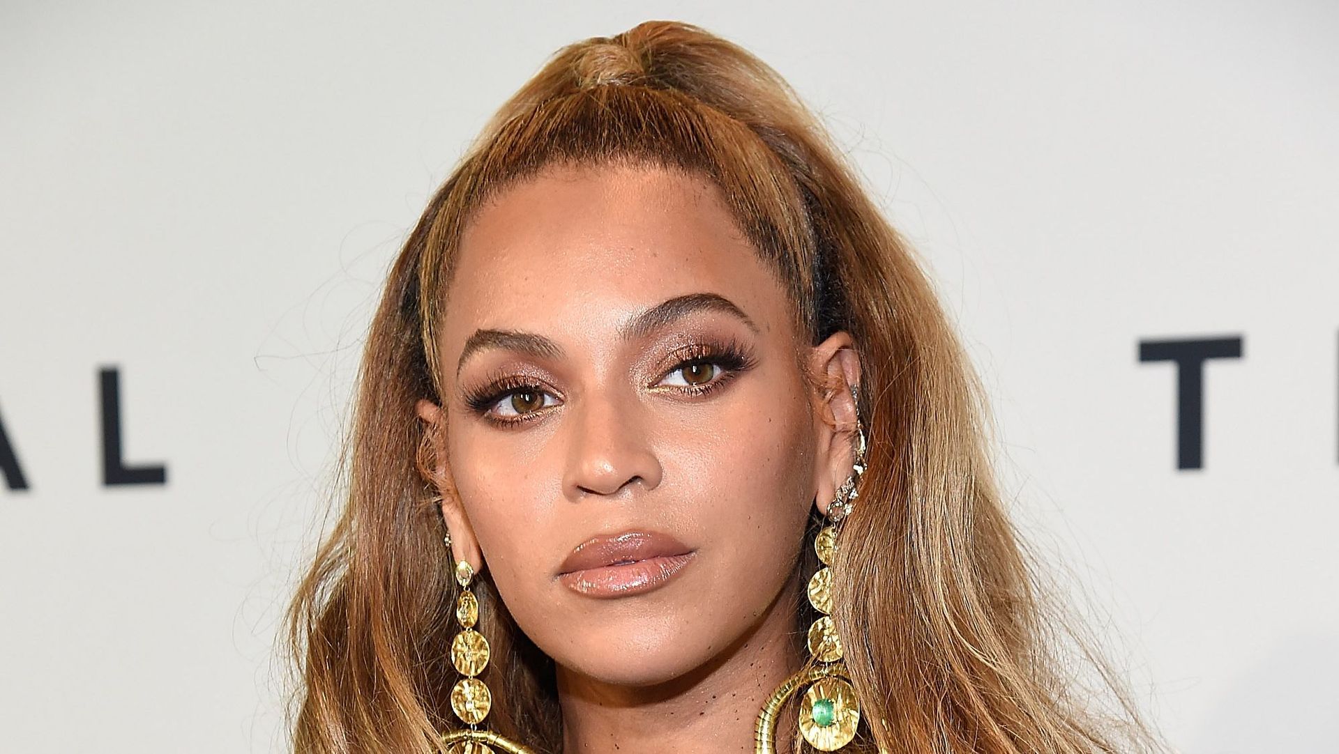 Beyoncé's Hair Being Trimmed By Tina Knowles Will Make Your Day | Marie ...