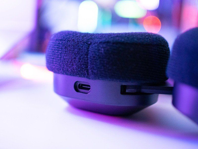 Corsair HS80 RGB Wireless review