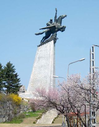 Chollima Monument