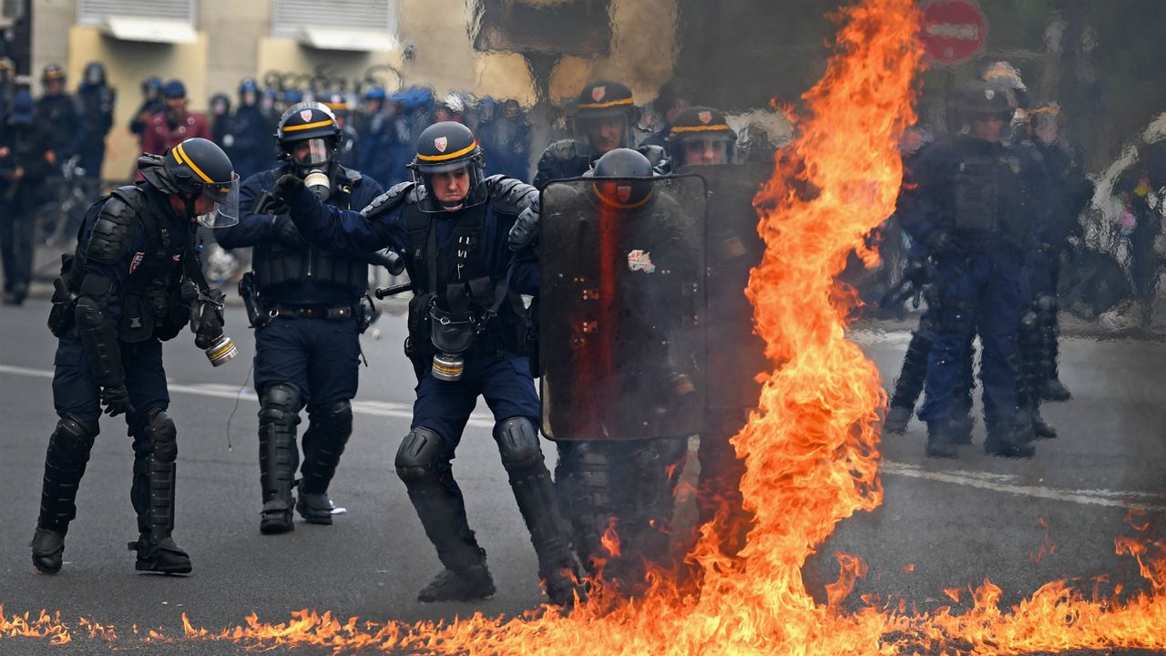 Paris May Day rally