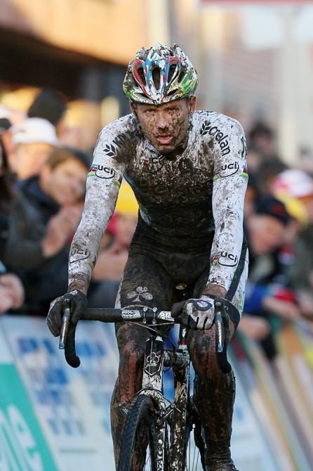 Sven Nys (Crelan) is not amused with second.