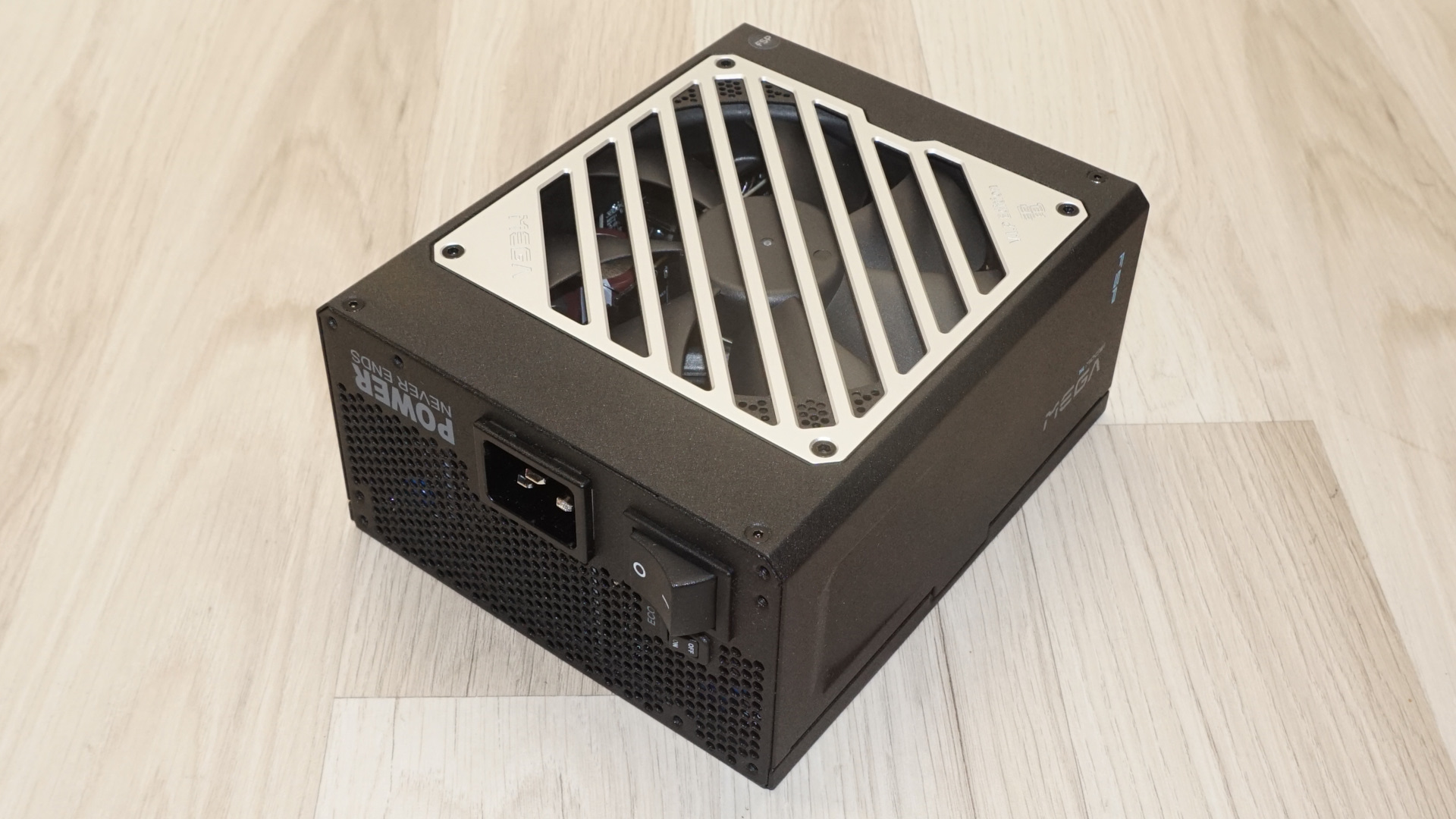 FSP Mega TI 1650W Titanium PSU