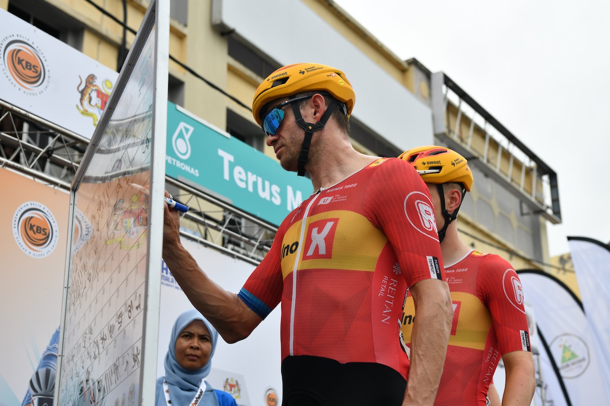 'Still fighting for the win' – Big goals, a near miss, shifting goal posts and hopes for a victory celebration as Alexander Kristoff bids farewell at Le Tour de Langkawi 