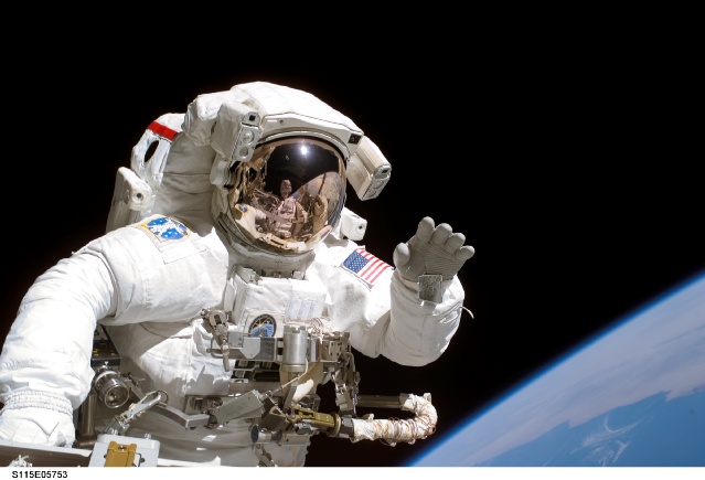 Tanner STS-115 Spacewalk