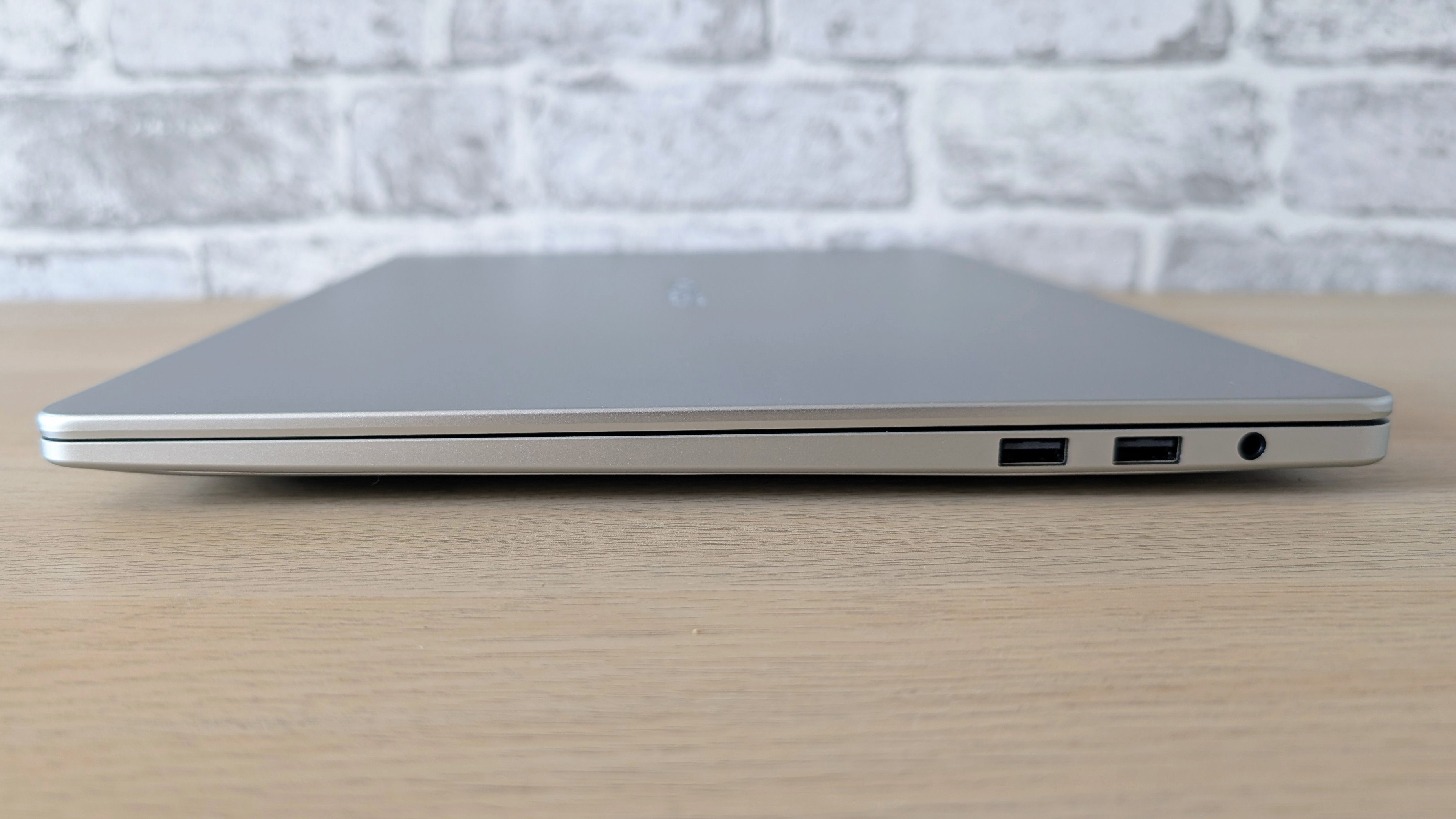 The Geekom A16 on a desk