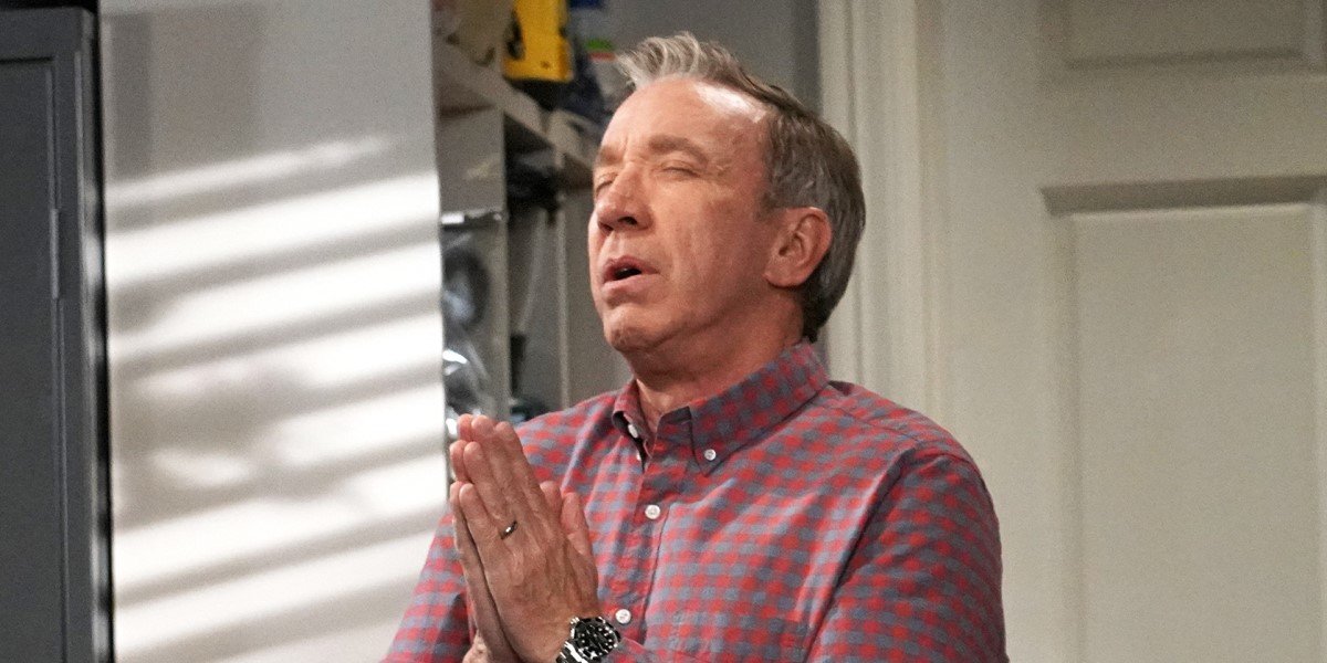 tim allen&#039;s mike baxter making prayer hands on last man standing series finale