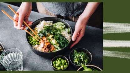 Bowl of high protein food, including meat and green vegetables, an example of an answer to the question of how much protein should I eat to lose weight