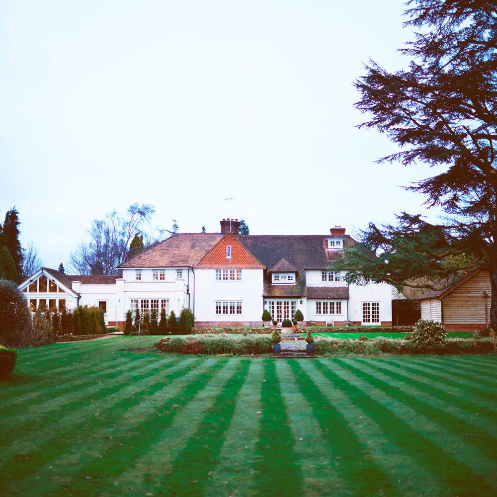 Take a tour of this beautiful country house in Surrey | Ideal Home