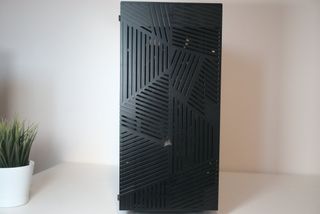 Corsair 275R Airflow