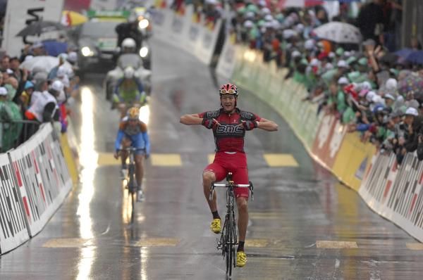 Marcus Burghardt (BMC) wins stage 5 of the Tour de Suisse