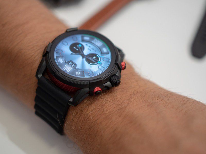 Diesel Full Guard 2.5 smartwatch