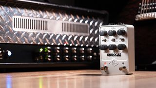 UAFX Knuckles ‘92 Dual Rec Amplifier pedal