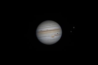 Saturn through the Sky-Watcher SkyMax-180 PRO