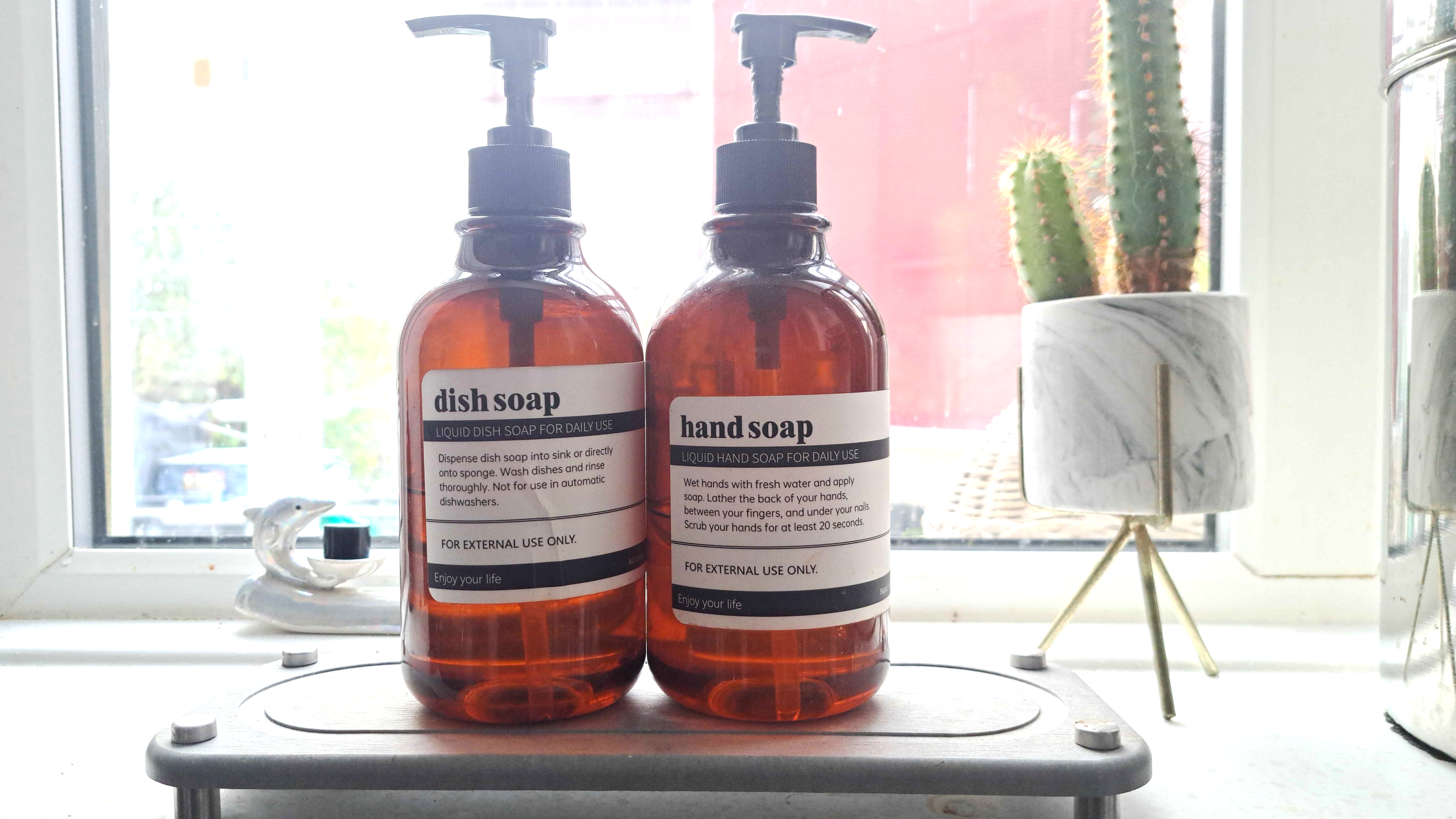 stone tray with handwash products