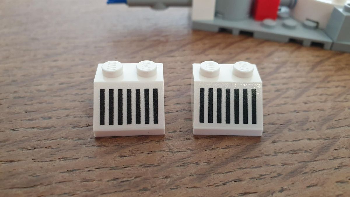 Lego Icons Galaxy Explorer 10497 grid slopes
