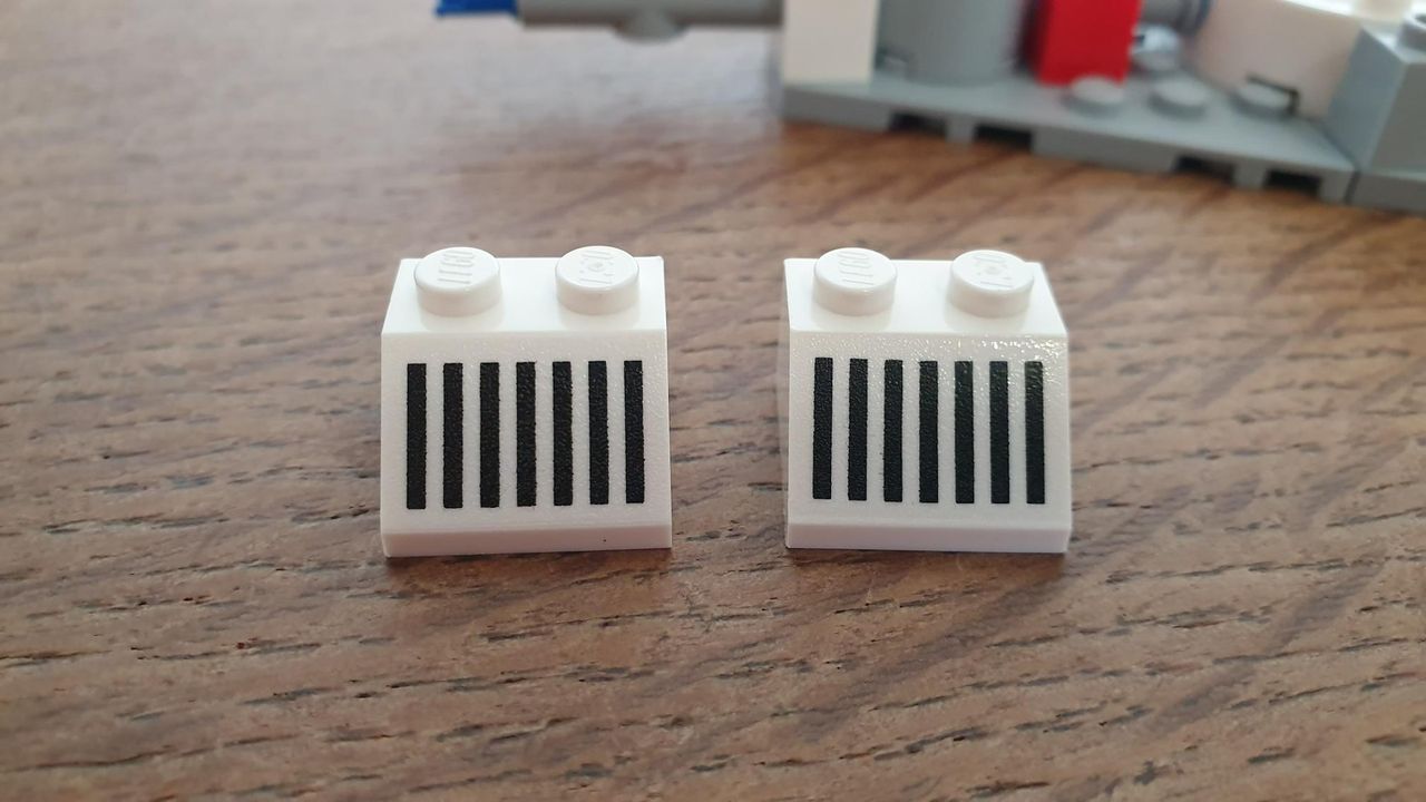 Lego Icons Galaxy Explorer 10497 grid slopes