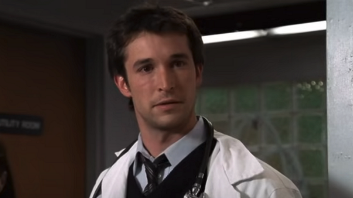 Noah Wyle as John Carter in ER Season 8x11