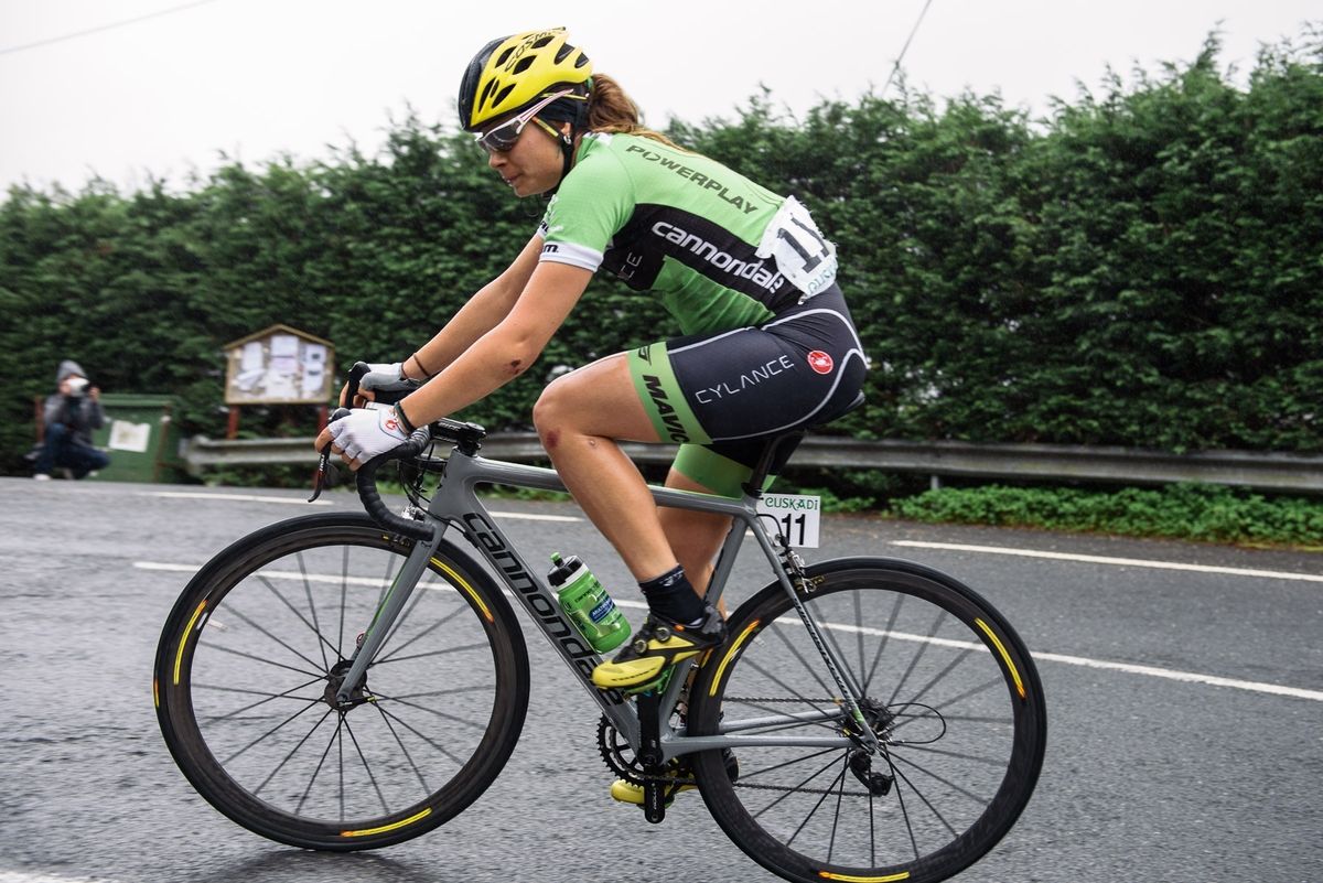 Sheyla Gutierrez (Cylance Pro Cycling) battles up the climb - Emakumeen Bira 2016 Stage 4